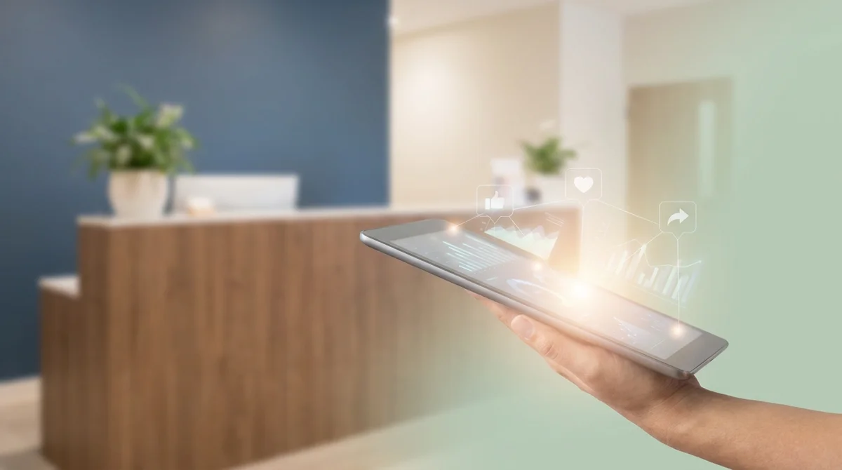 治療院のSNS投稿タイミングをAI解析で最適化！エンゲージメント率2.8倍アップの自動調整術